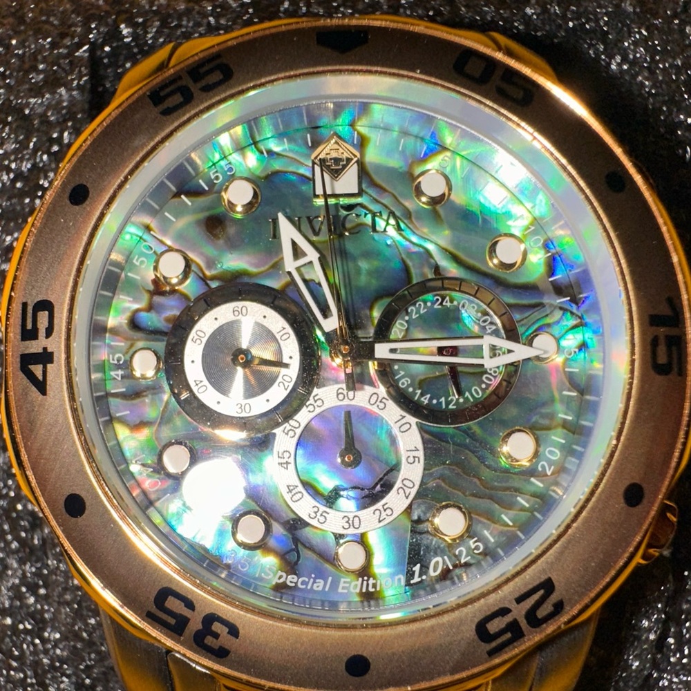 INVICTA Abalone Two Toned Men’s Watch